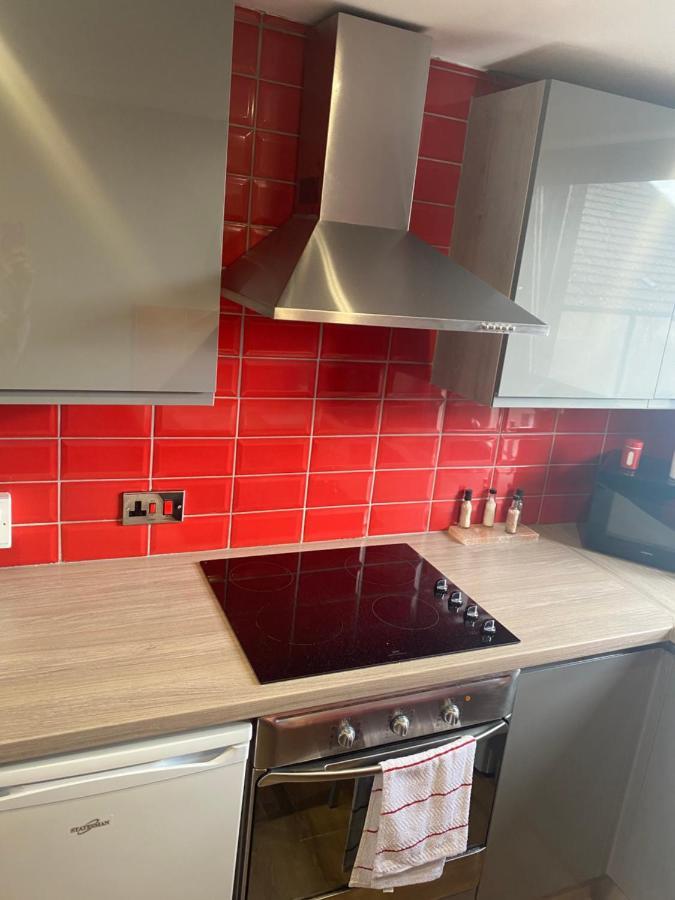 2 Bedroom Apartment In Saltcoats Town Beside The Seaside Dış mekan fotoğraf